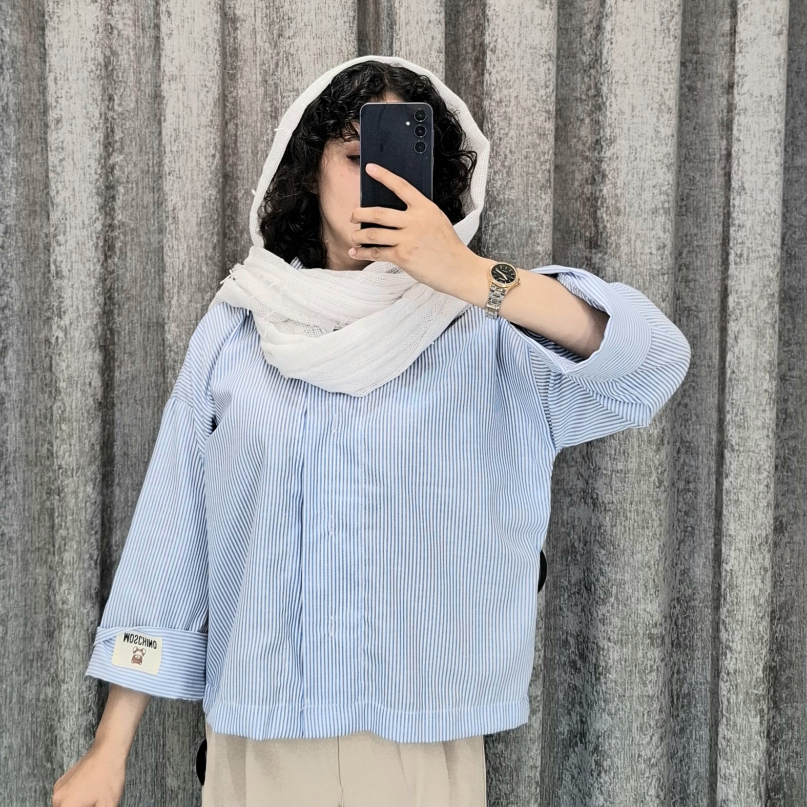 آسمانی شومیز راهراه مدل Moschino با مارک روی آستین (یقه مردانه) - تصویر 1