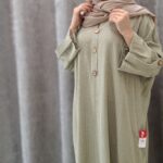 مانتو کفتان سه دکمه چوبی