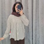 شومیز راه راه ریز یقه دلبری تک جیب