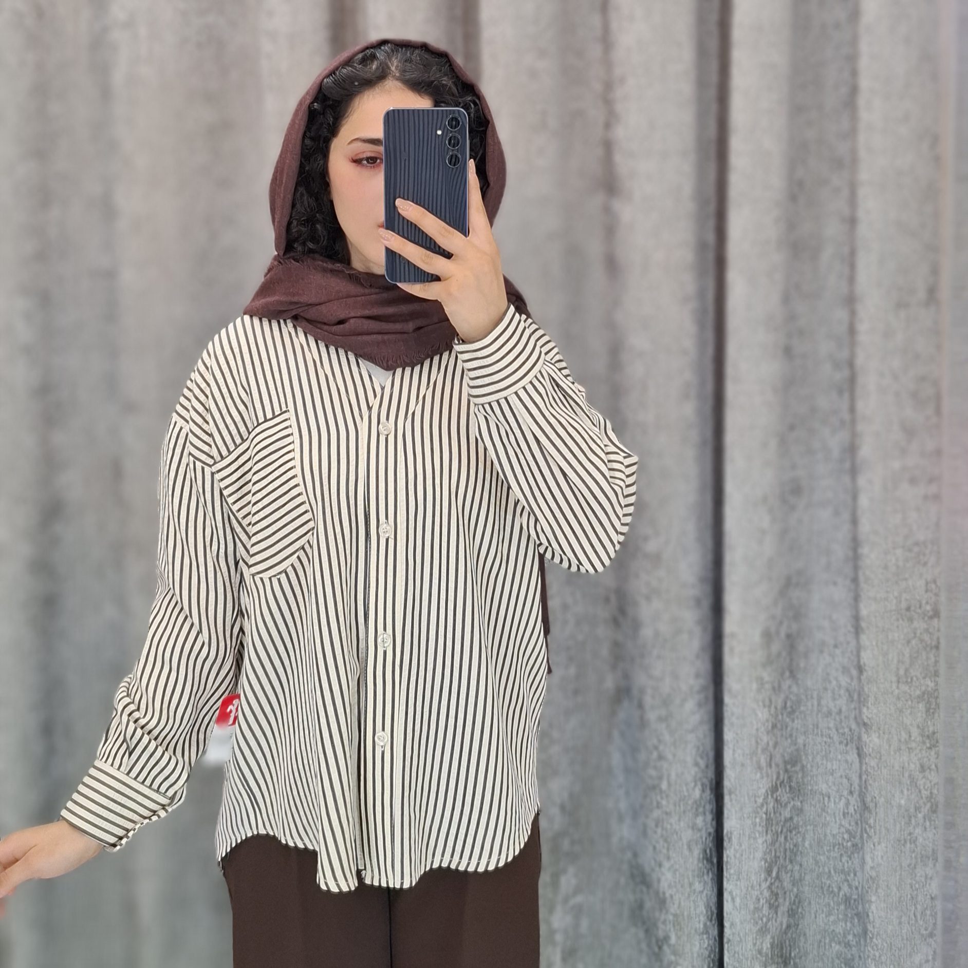 کرم شومیز راه راه ریز یقه دلبری تک جیب (زنانه) - تصویر 1